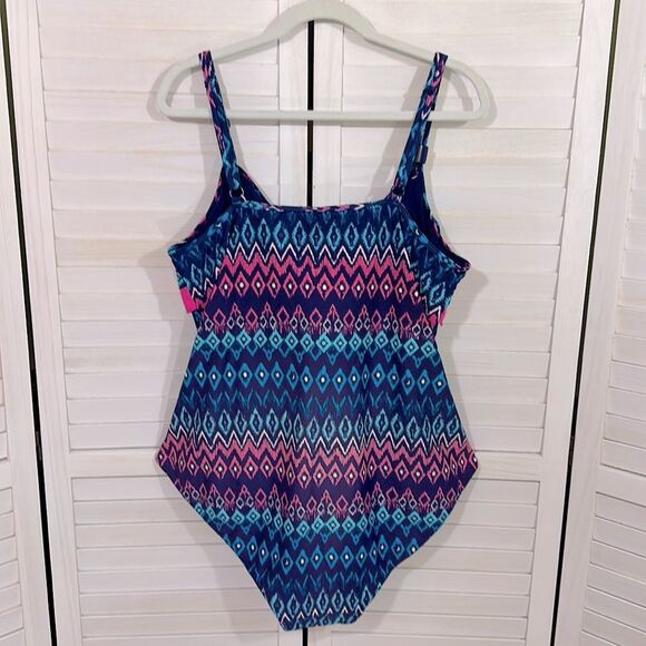 Kian D Swimsuit Size 4X One Piece NWOT - Picture 6 of 15
